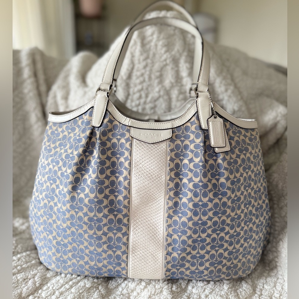 Legacy Vintage Coach Signature Stripe Devon Coach Blue Jacquard Shoulder Bag
